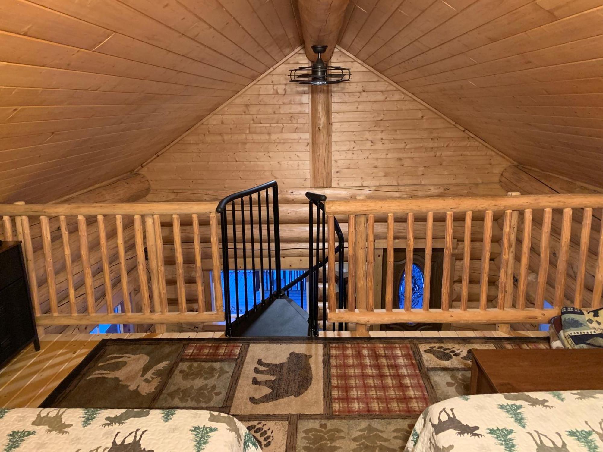 Secluded Log Cabin, 30 Min From Chena Hot Springs Pleasant Valley Bagian luar foto